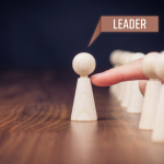 A sabedoria do tempo como diferencial competitivo revela líderes que decidem com maturidade e constância — visão praticada por Alfredo Moreira Filho.