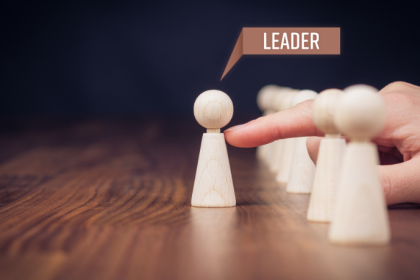 A sabedoria do tempo como diferencial competitivo revela líderes que decidem com maturidade e constância — visão praticada por Alfredo Moreira Filho.