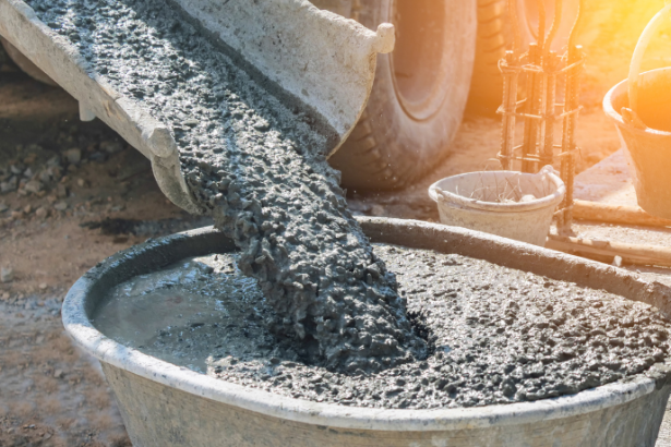 Valderci Malagosini Machado explica como o controle tecnológico do concreto pode evitar falhas, reduzir desperdícios e aumentar a qualidade na fabricação de blocos e peças.